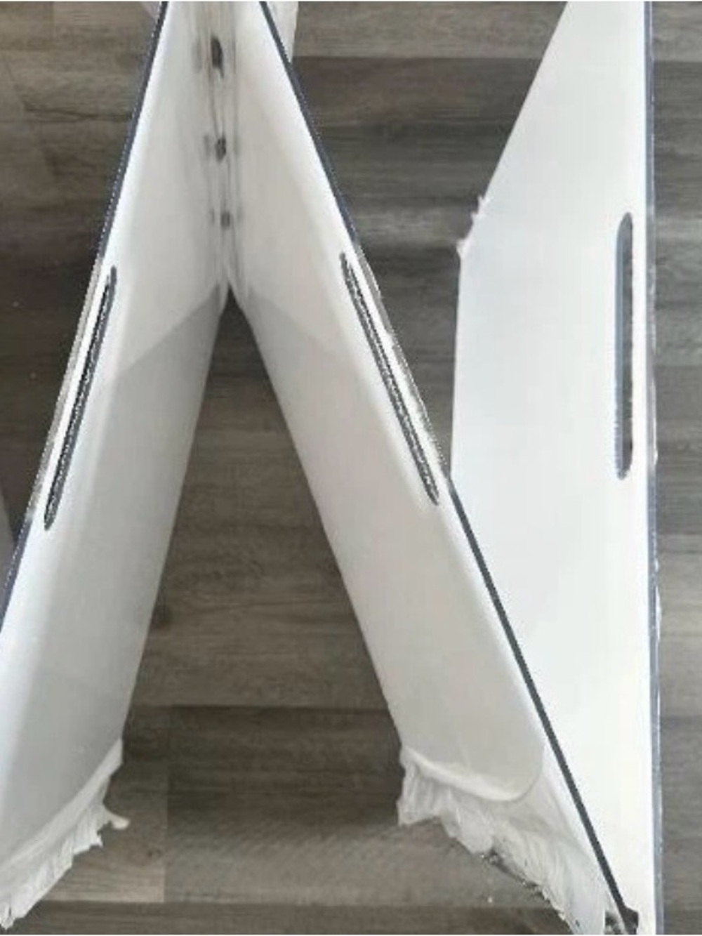 Pet Acrylic Gate - Picture 4 of 5